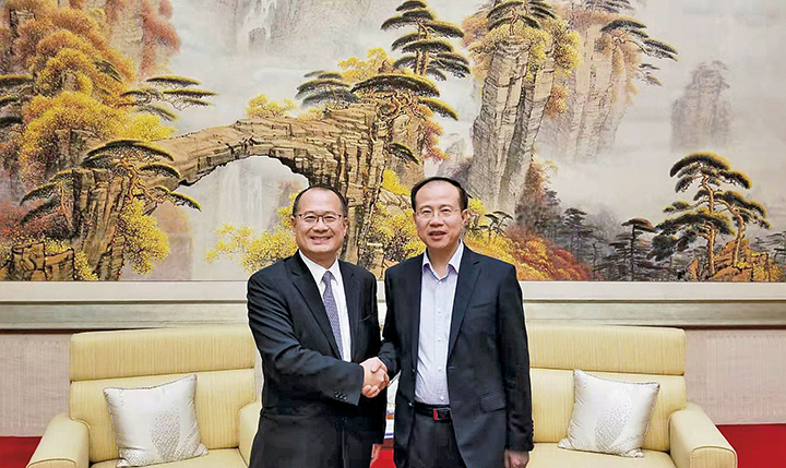 2019年7月，澳门中联办主任傅自应会见联盟主席蔡冠深