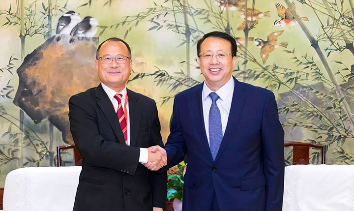 上海市市长龚正会见联盟主席蔡冠深