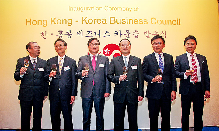 Dr. Jonathan Choi initiated the establishment of the Hong Kong-Korea Business Council.