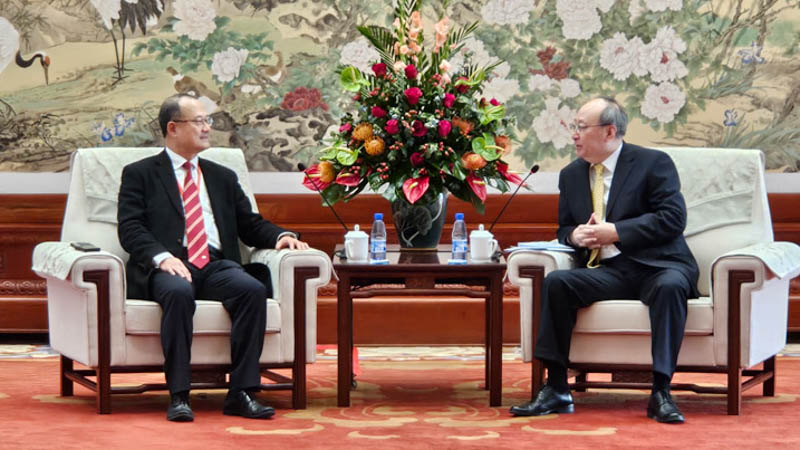 北京市委书记尹力会见联盟主席蔡冠深一行