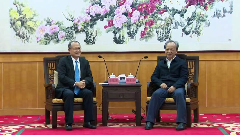 Zhongshan Municipal Party Committee Secretary Guo Wenhai and Mayor Yin Nianhong Meet with Dr. Jonathan Choi.