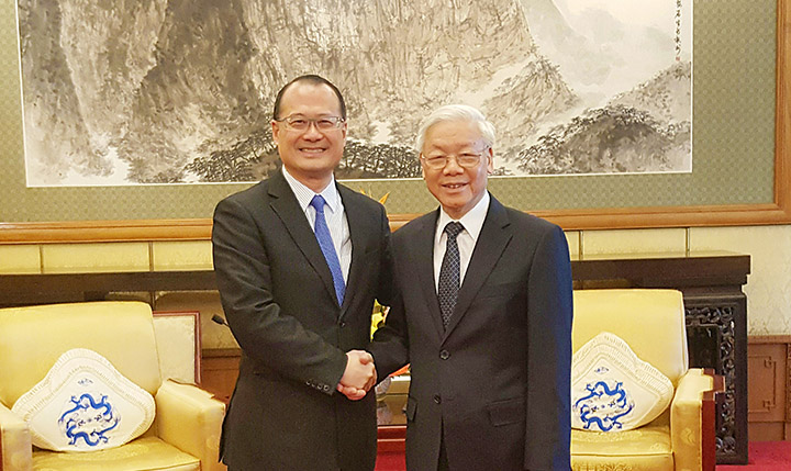 Mr. Nguyen Phu Trong, then General Secretary of the Communist Party of Vietnam Central Committee. Mr. Nguyen Phu Trong, then General Secretary of the Communist Party of Vietnam Central Committee.