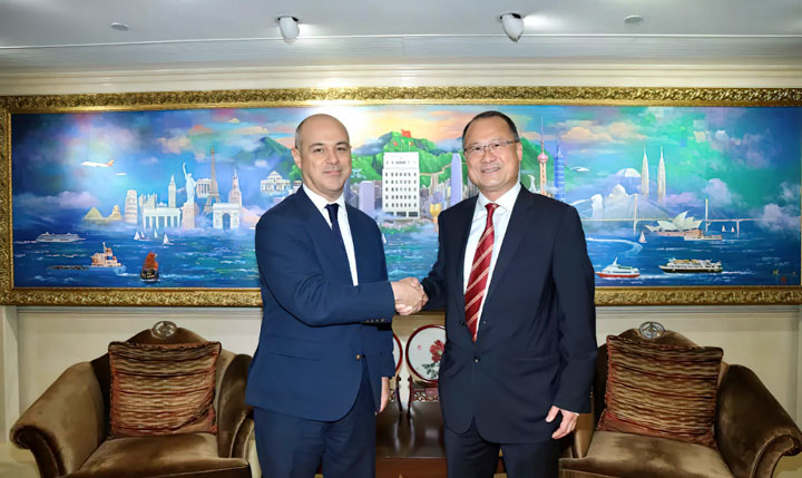 Argentinian Ambassador to China Marcelo Gabriel Suárez Salvia. Argentinian Ambassador to China Marcelo Gabriel Suárez Salvia.