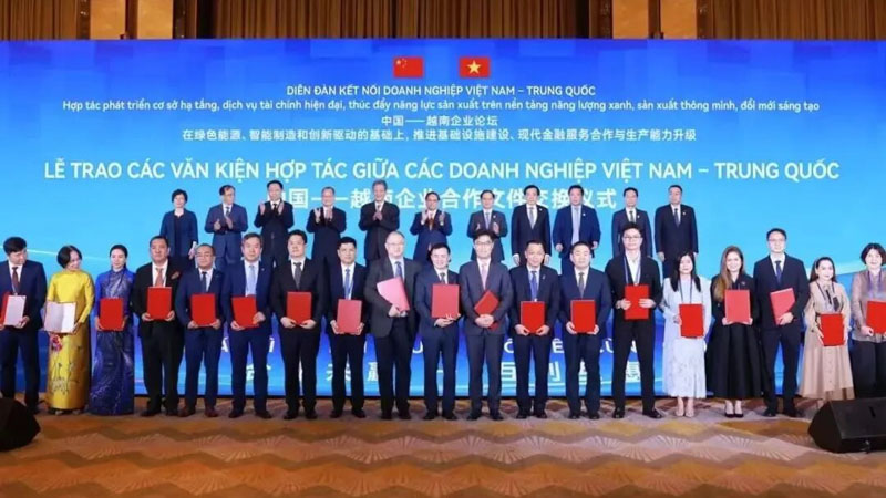 "China-Vietnam Business Forum" Held in Tianjin.