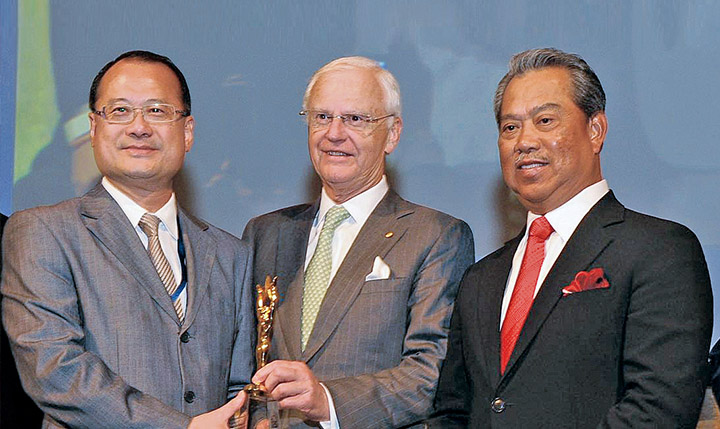  Mr. Muhyiddin Yassin, then Prime Minister of Malaysia.
