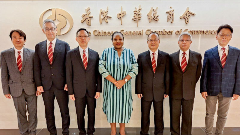 The Acting Consul-General of South Africa in Hong Kong visits Dr. Jonathan Choi.
