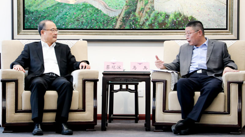 联盟主席蔡冠深在京访问中国民航局
